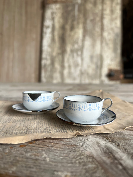 Dolls House Teacups and Saucers