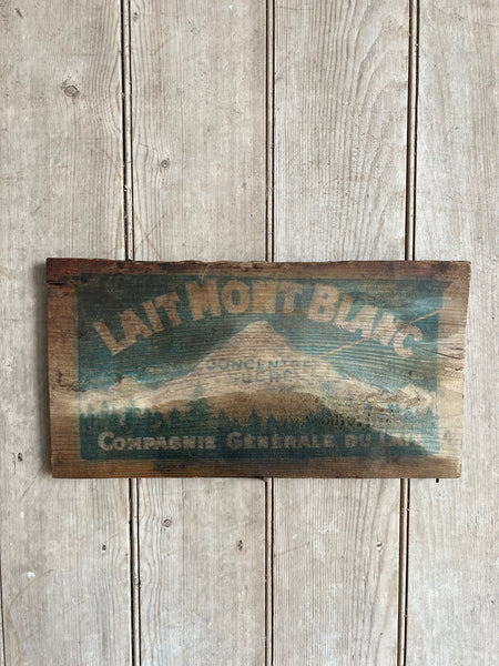 Lait Mont Blanc Decorative Piece
