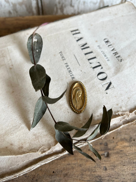 Vintage Mary Trinket